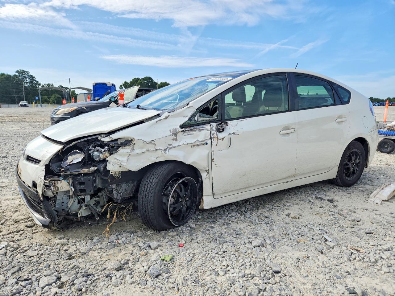 2015 TOYOTA PRIUS FOUR | JTDKN3DU2F1889914 | UPCARS