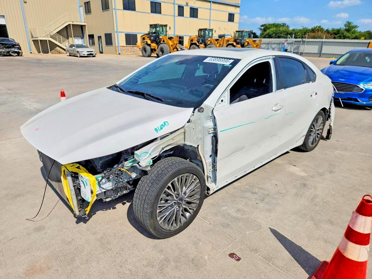 2024 KIA FORTE GT LINE | 3KPF54AD8RE717559 | UPCARS