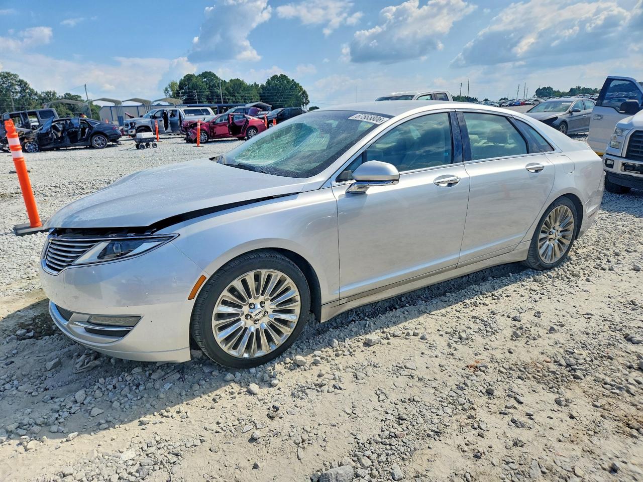 2016 LINCOLN MKZ | 3LN6L2GK8GR613493 | UPCARS