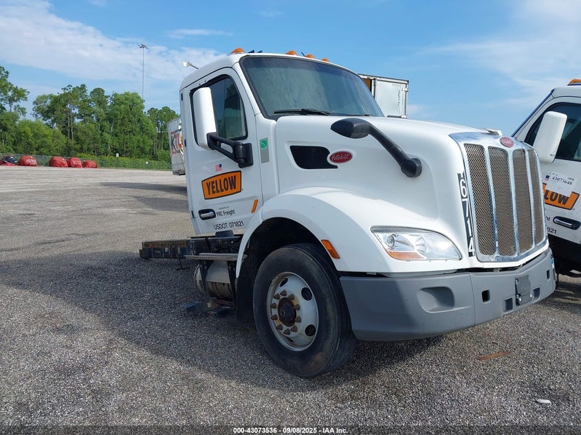2022 PETERBILT 579 | 1XPBAP8X3ND759191 | UPCARS