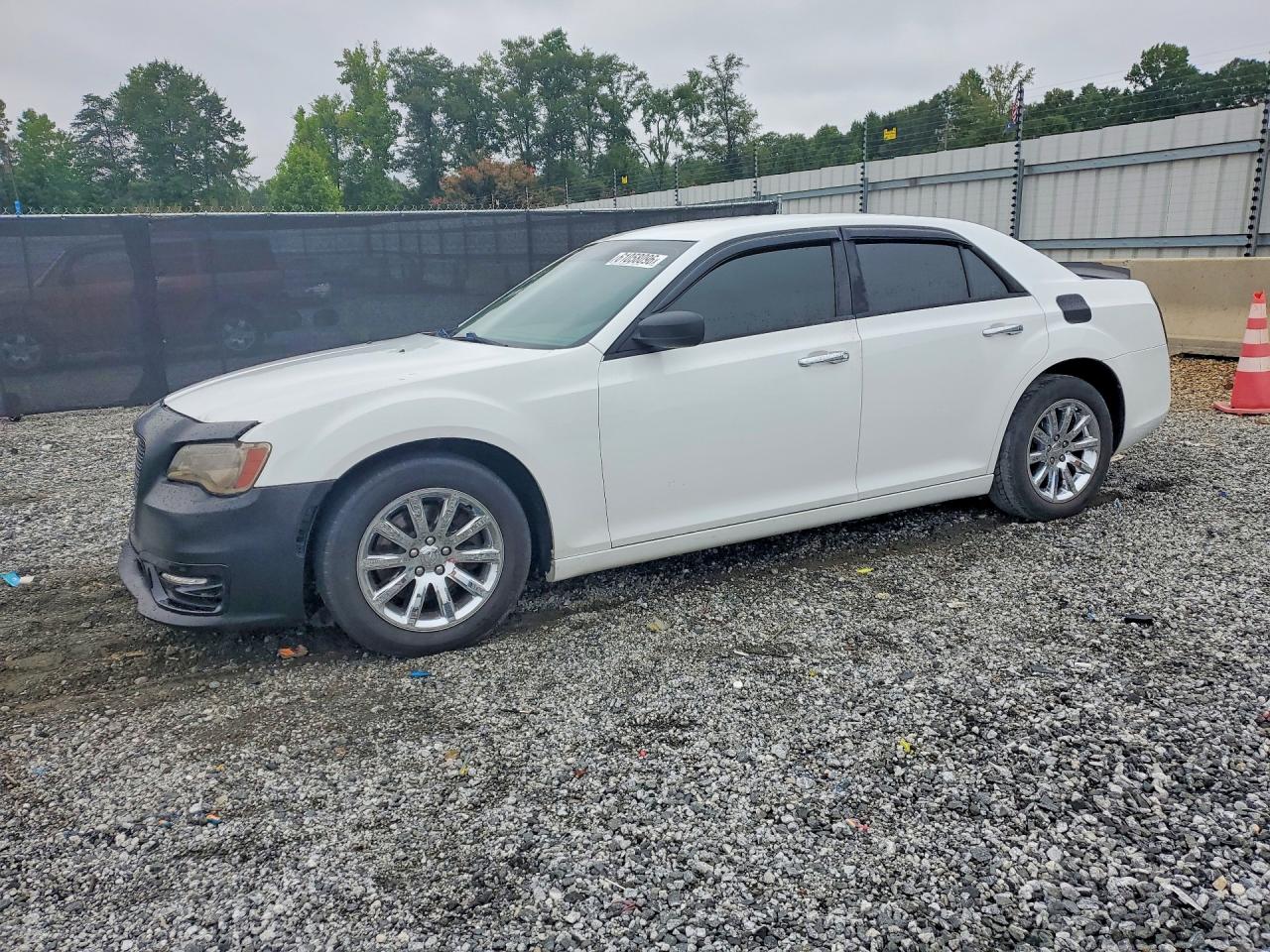 2013 CHRYSLER 300 | 2C3CCAET7DH650222 | UPCARS