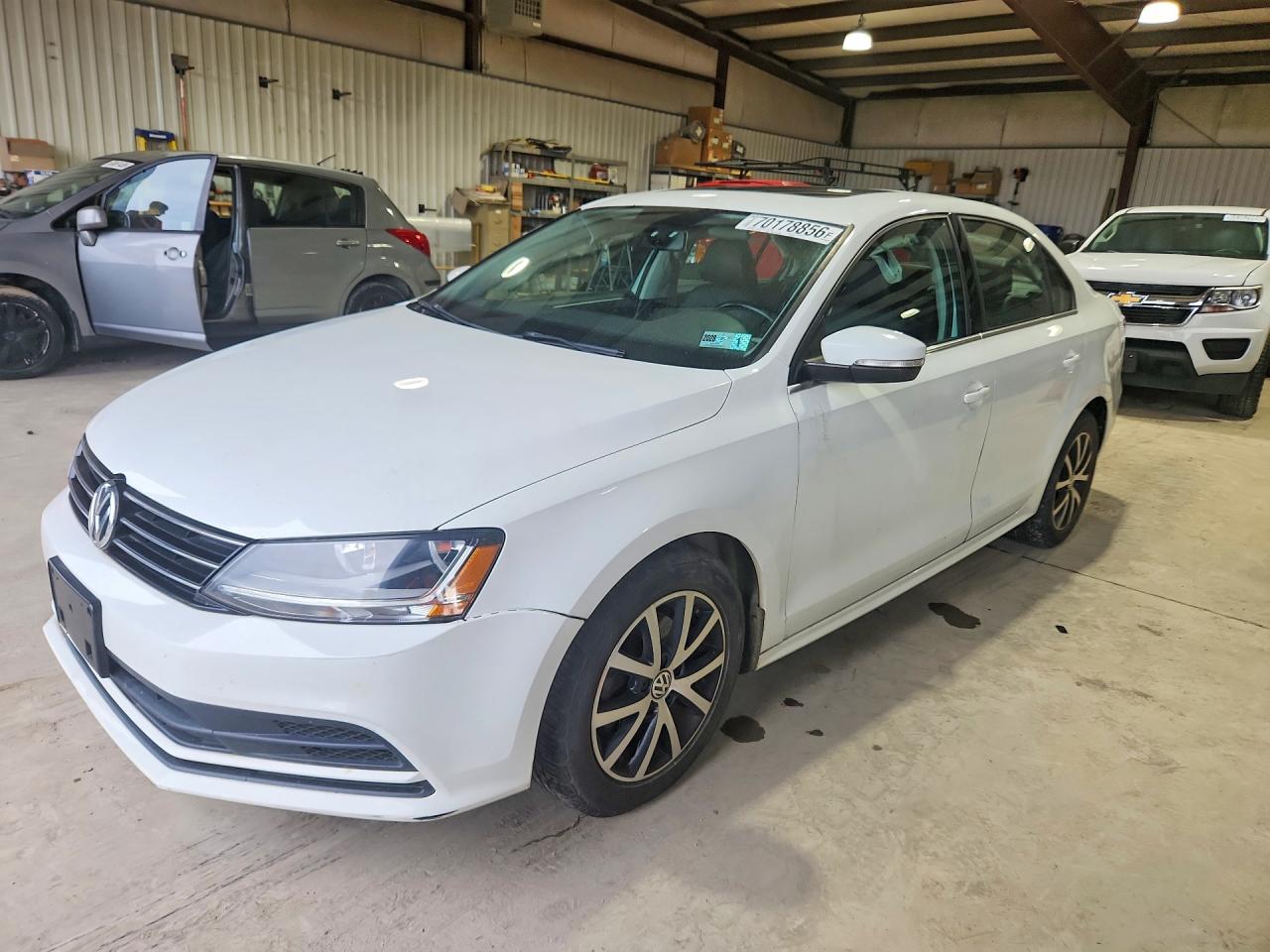 2017 VOLKSWAGEN JETTA SE | 3VWDB7AJ1HM360573 | UPCARS