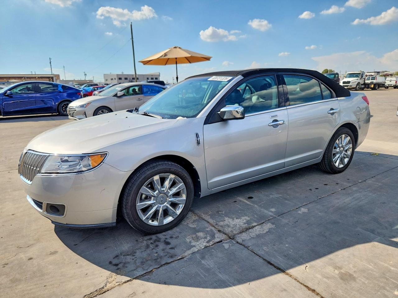 2011 LINCOLN MKZ | 3LNHL2GC2BR750567 | UPCARS