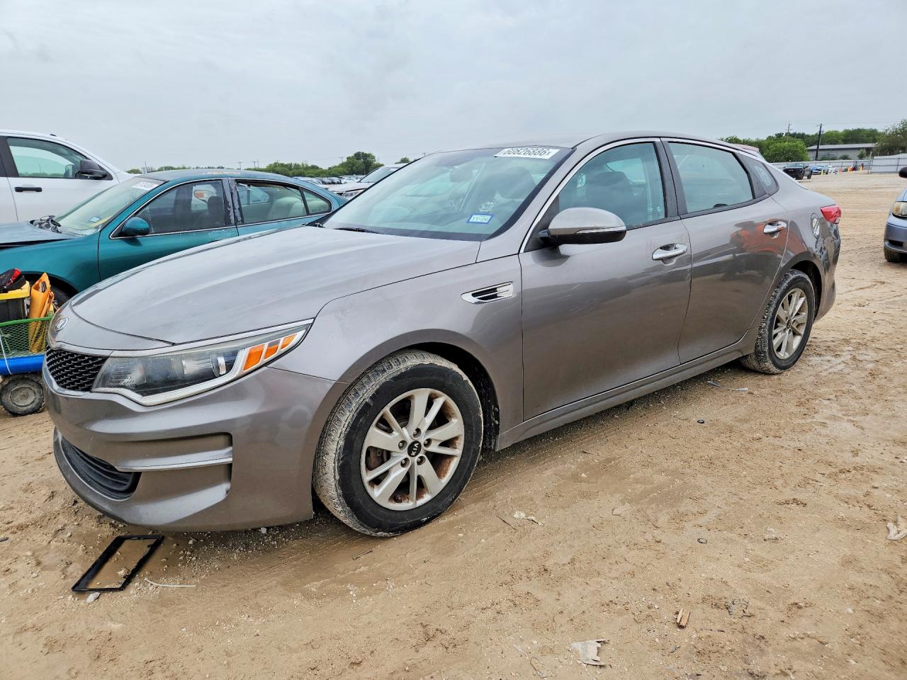 2016 KIA OPTIMA LX | 5XXGT4L39GG116261 | UPCARS