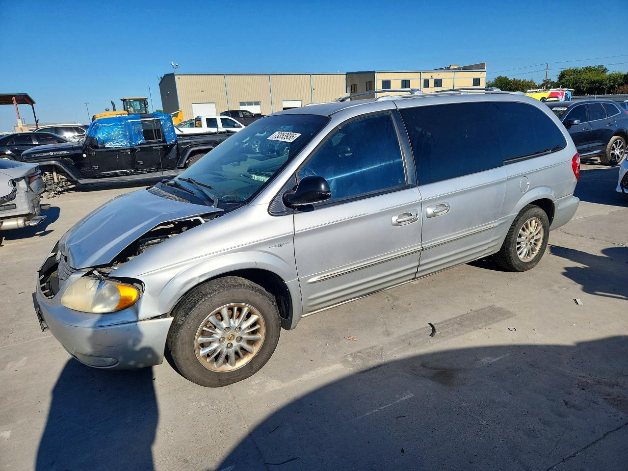 2002 CHRYSLER MINIVAN LIMITED | 2C8GP64L22R720103 | UPCARS