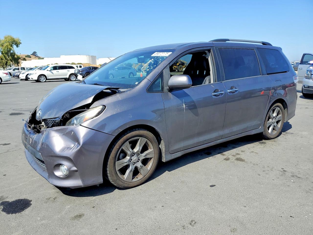 2017 TOYOTA SIENNA SE | 5TDXZ3DC0HS871970 | UPCARS