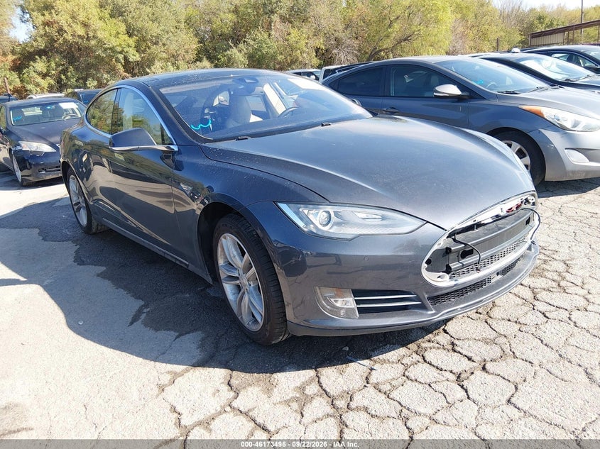 2015 TESLA MODEL S 60/70/85 | 5YJSA1H11FF083473 | UPCARS