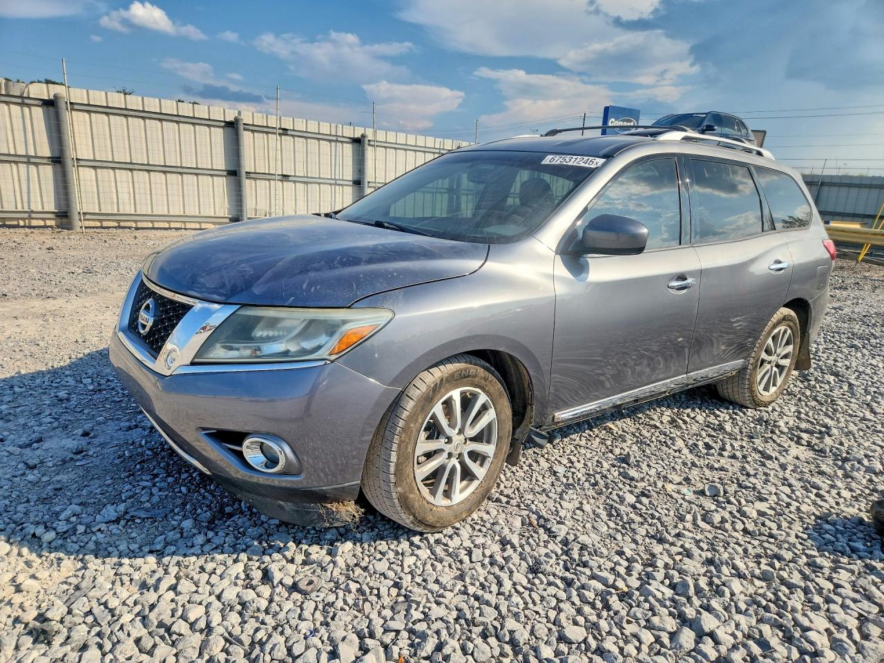 2016 NISSAN PATHFINDER SL | 5N1AR2MN1GC611672 | UPCARS