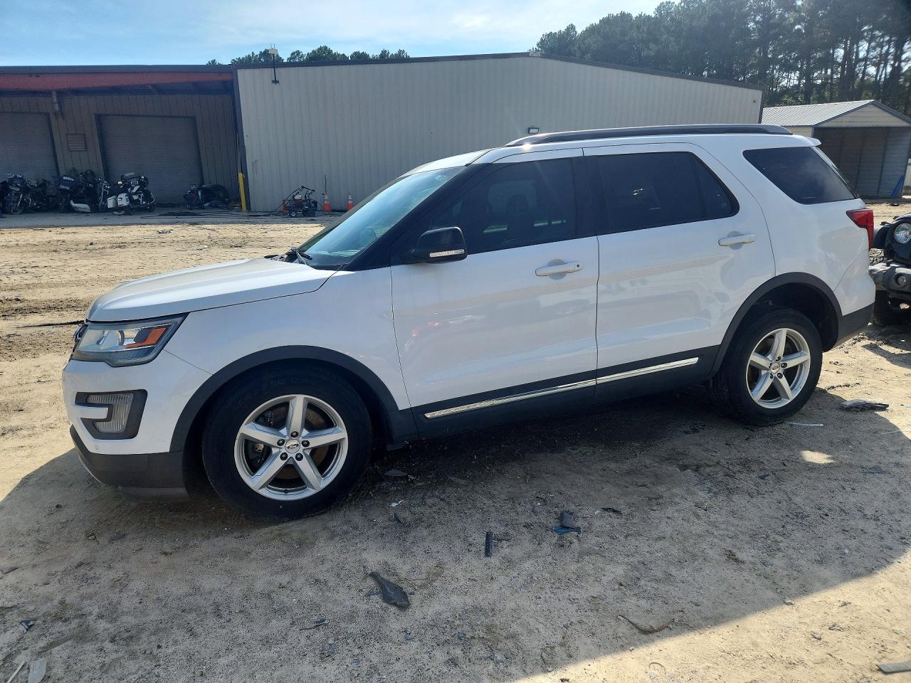 2017 FORD EXPLORER XLT | 1FM5K7D86HGD96104 | UPCARS