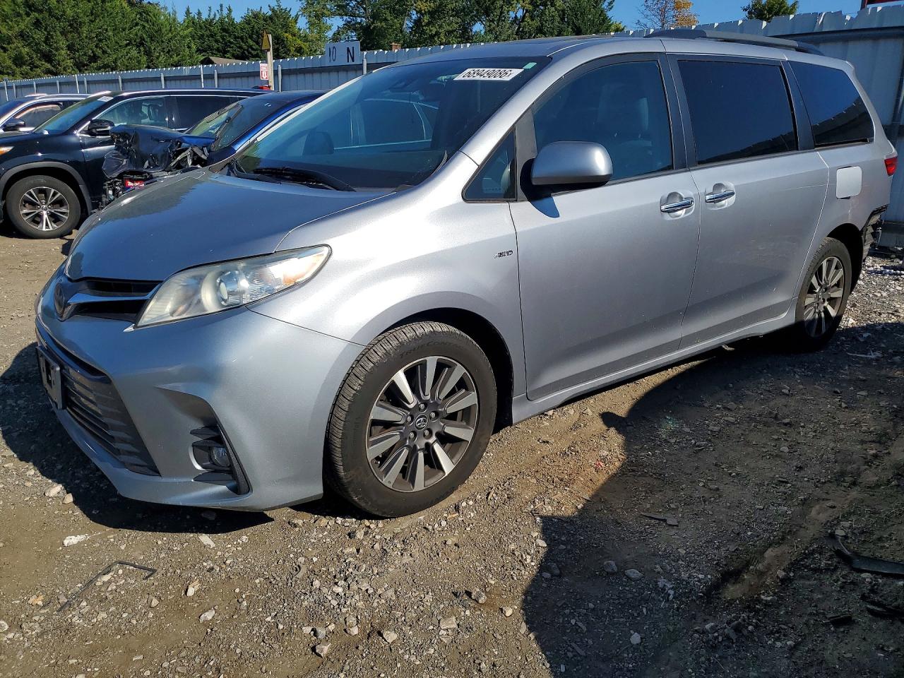 2018 TOYOTA SIENNA TOYT | 5TDDZ3DC2JS194638 | UPCARS