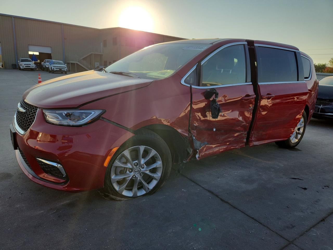 2026 CHRYSLER PACIFICA LIMITED | 2C4RC3GG2TR233634 | UPCARS