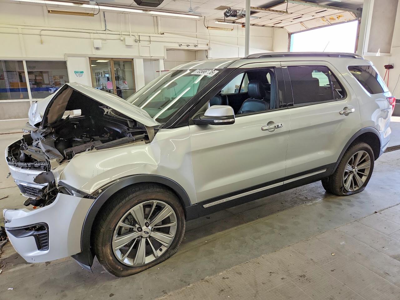 2018 FORD EXPLORER LIMITED | 1FM5K8F80JGA91075 | UPCARS