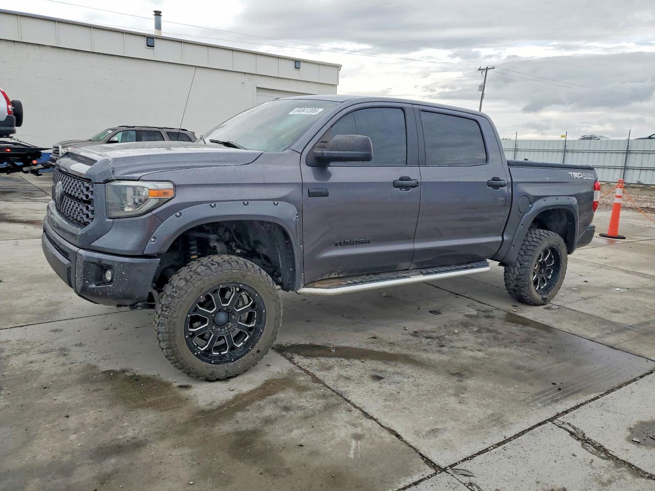 2018 TOYOTA TUNDRA CREWMAX SR5 | 5TFDW5F14JX701453 | UPCARS