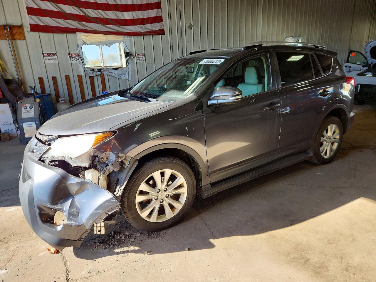 2015 TOYOTA RAV4 LIMITED | JTMDFREV7FD118802 | UPCARS