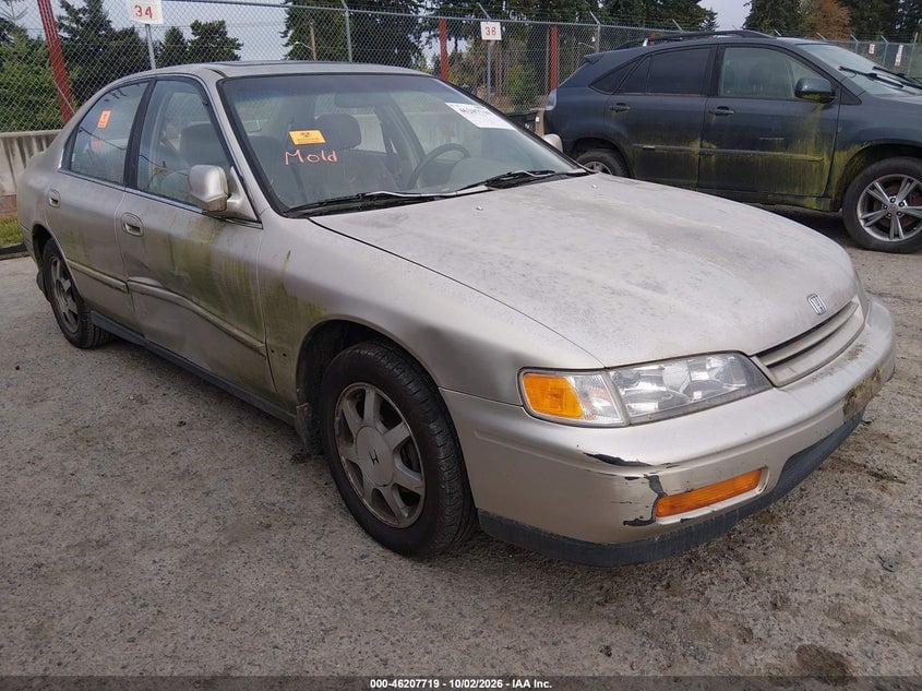 1994 HONDA ACCORD EX/EX-R | 1HGCD5655RA188279 | UPCARS
