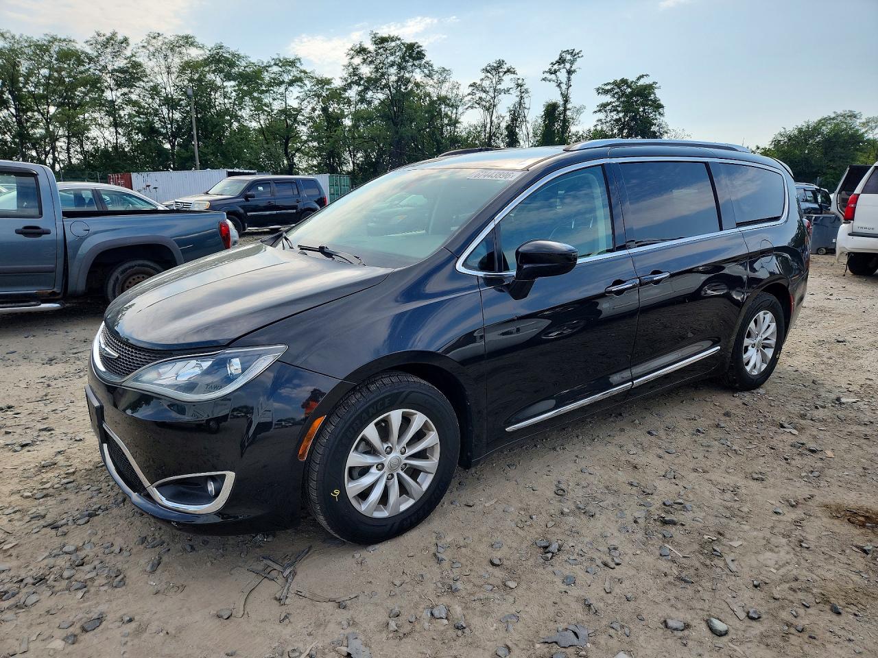 2018 CHRYSLER PACIFICA TOURING L | 2C4RC1BGXJR124329 | UPCARS