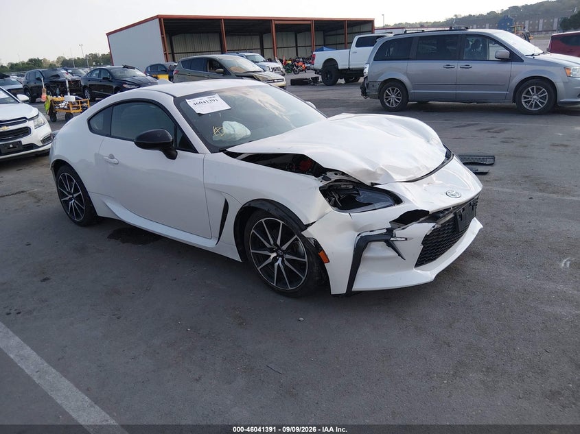 2022 TOYOTA GR86 | JF1ZNBC14N8750301 | UPCARS