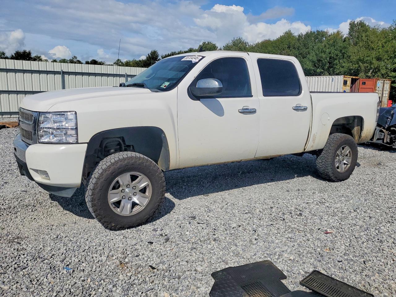 2011 CHEVROLET SILVERADO K1500 LT | 3GCPKSE35BG375453 | UPCARS