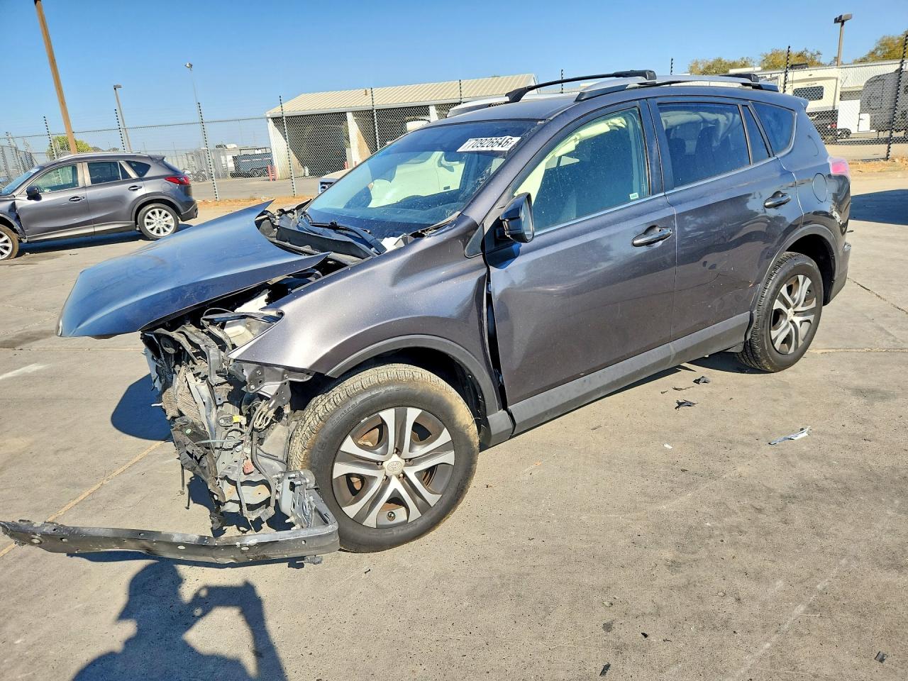 2016 TOYOTA RAV4 LE | JTMZFREVXGJ061276 | UPCARS
