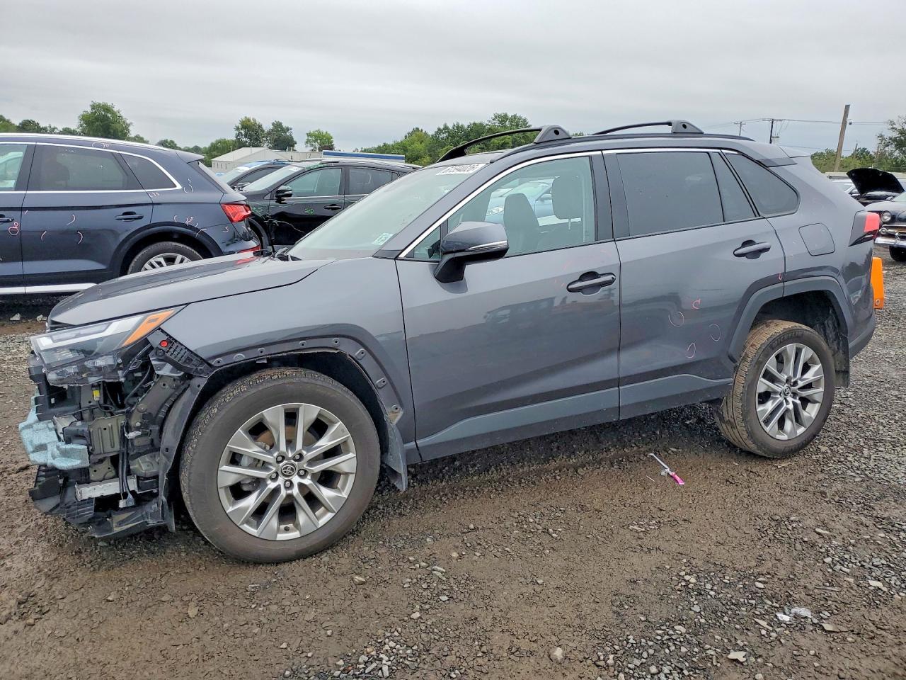 2023 TOYOTA RAV4 XLE PREMIUM | 2T3A1RFV2PW395250 | UPCARS