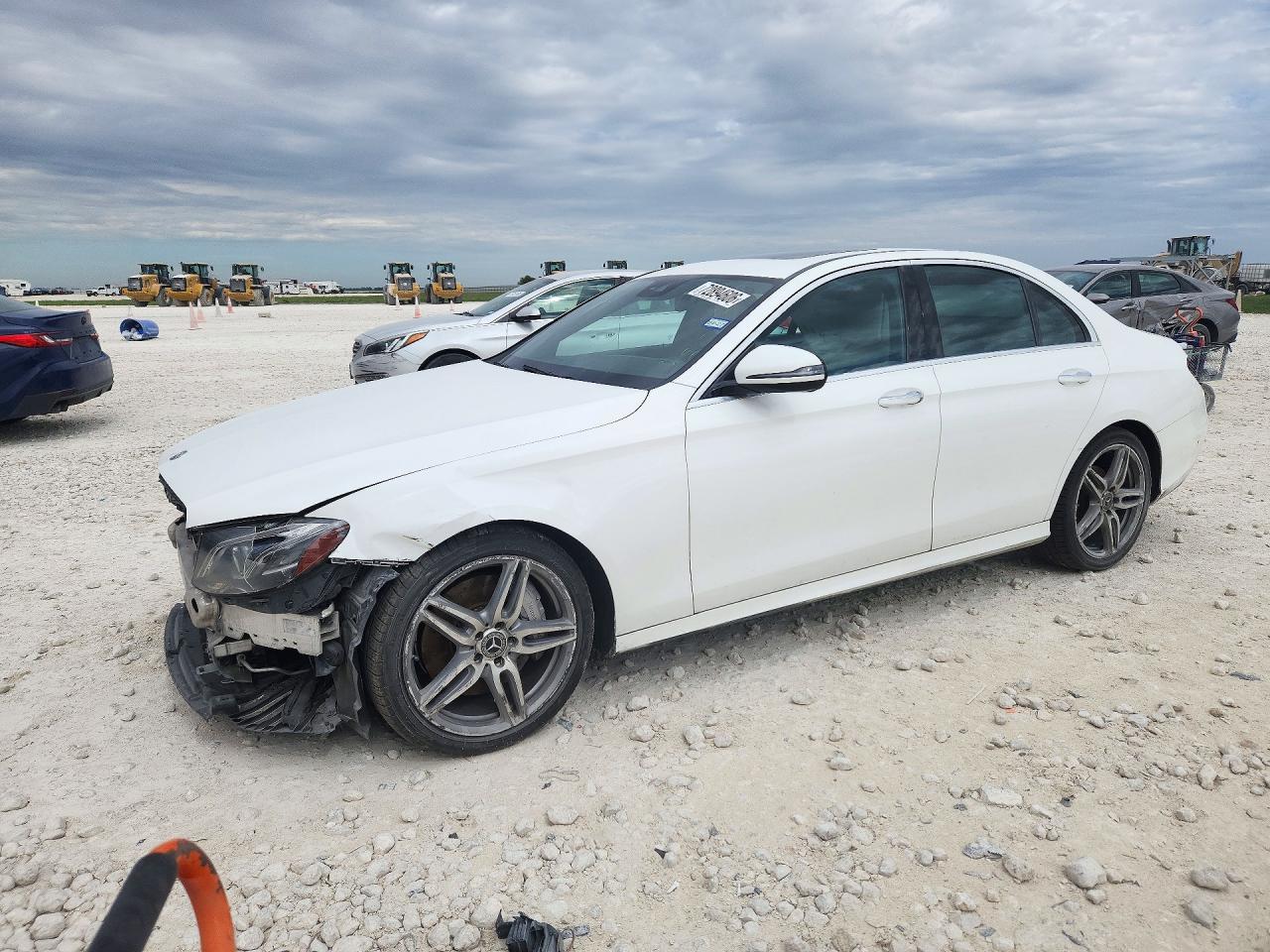 2017 MERCEDES-BENZ E-CLASS 300 | WDDZF4JB0HA268555 | UPCARS