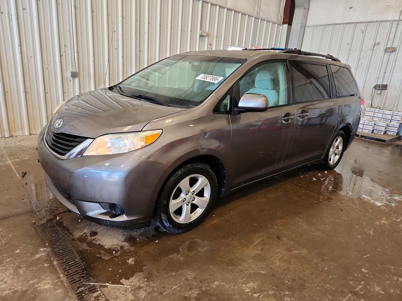 2011 TOYOTA SIENNA LE | 5TDKK3DC0BS036926 | UPCARS