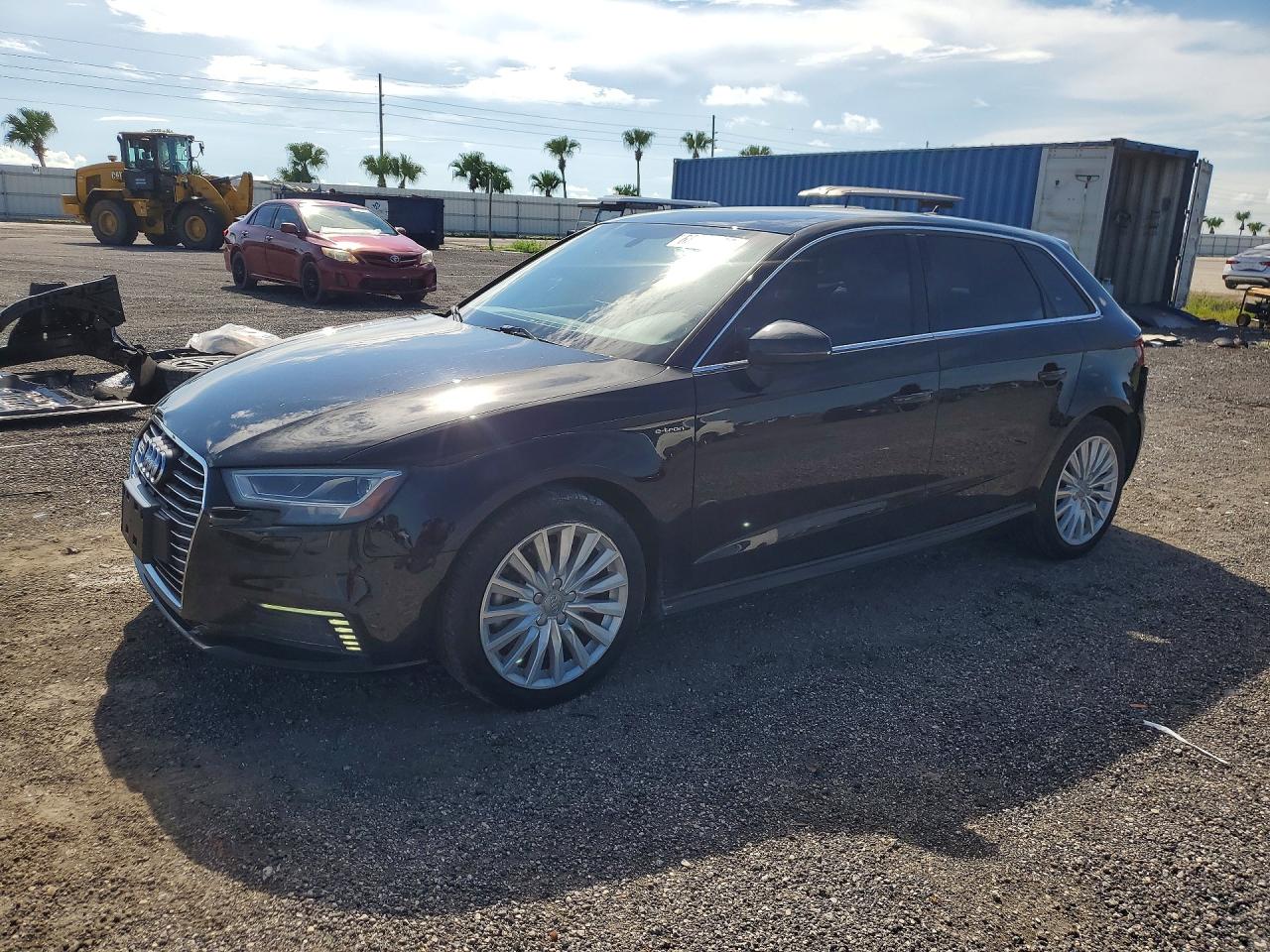 2017 AUDI A3 E-TRON PREMIUM PLUS | WAUTPBFF2HA035870 | UPCARS