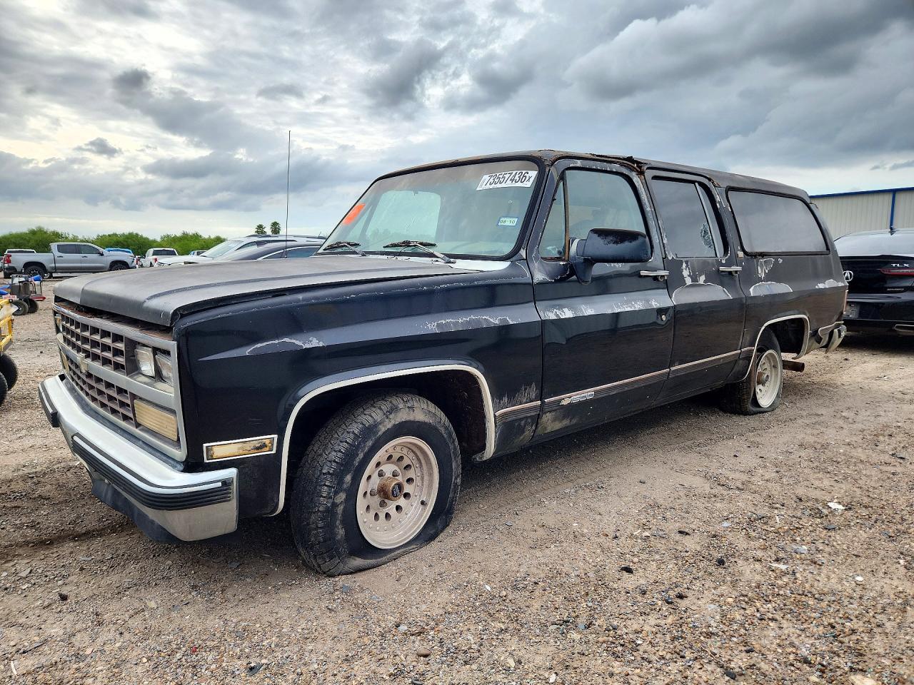 1990 CHEVROLET SUBURBAN R1500 | 1GNER16K8LF181044 | UPCARS
