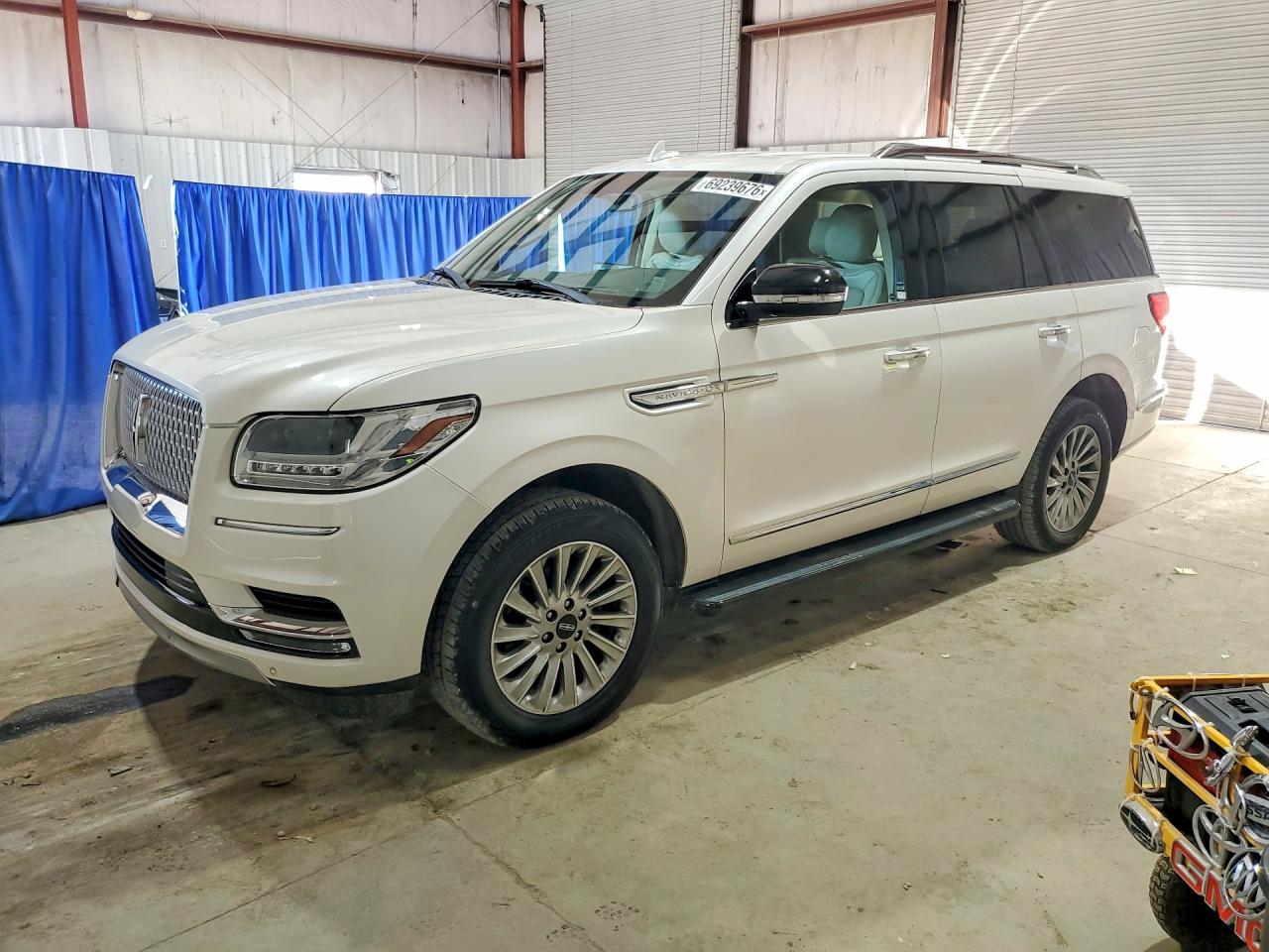 2018 LINCOLN NAVIGATOR PREMIERE | 5LMJJ2NT6JEL01059 | UPCARS
