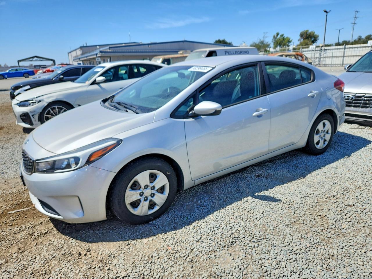 2017 KIA FORTE LX | 3KPFK4A73HE128727 | UPCARS