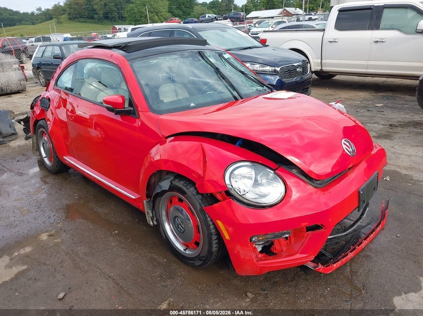 2018 VOLKSWAGEN BEETLE 2.0T COAST/2.0T S | 3VWFD7ATXJM705965 | UPCARS