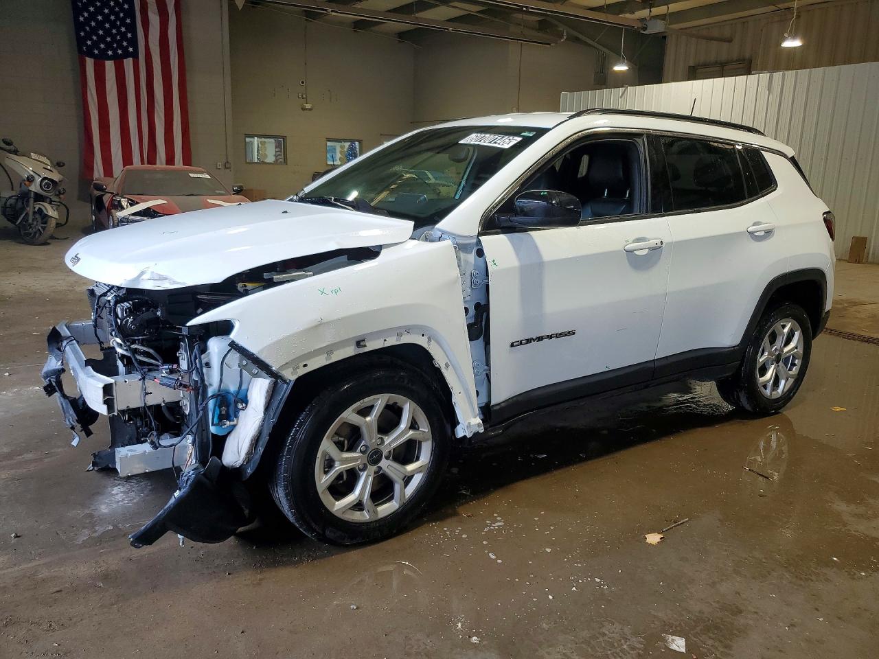 2025 JEEP COMPASS LATITUDE | 3C4NJDBN5ST574618 | UPCARS