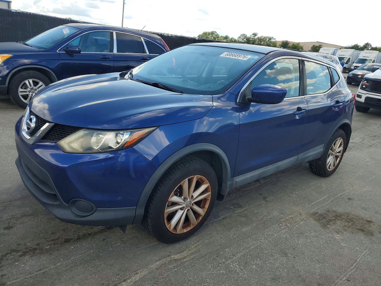 2018 NISSAN ROGUE S | JN1BJ1CP4JW108532 | UPCARS