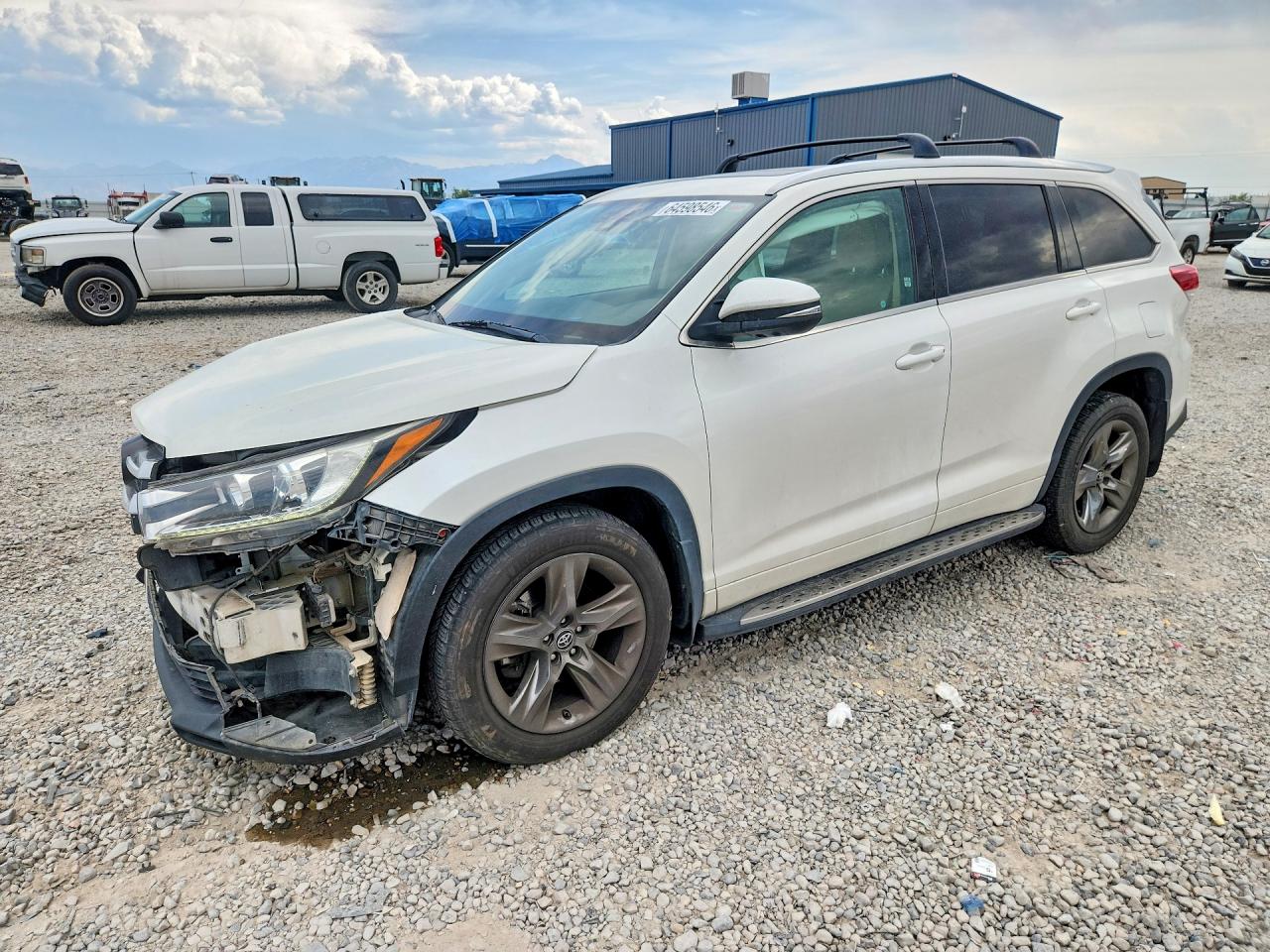 2017 TOYOTA HIGHLANDER LIMITED PLATINUM | 5TDYZRFH8HS216407 | UPCARS
