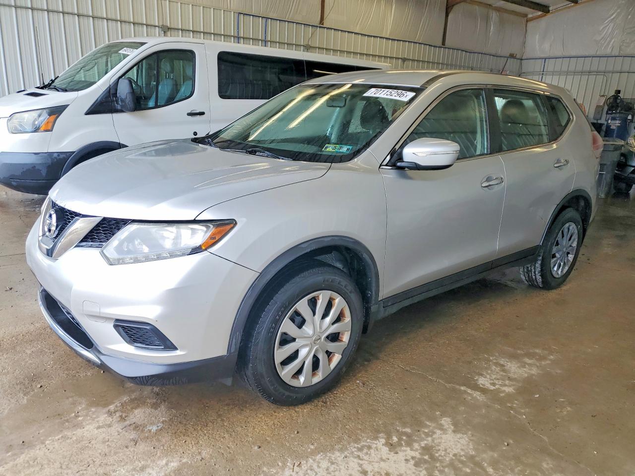 2015 NISSAN ROGUE S | KNMAT2MV0FP558475 | UPCARS