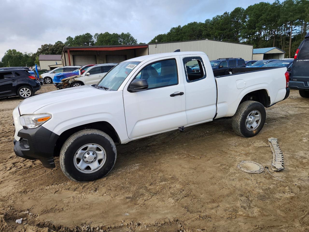 2017 TOYOTA TACOMA SR | 5TFRX5GNXHX098863 | UPCARS