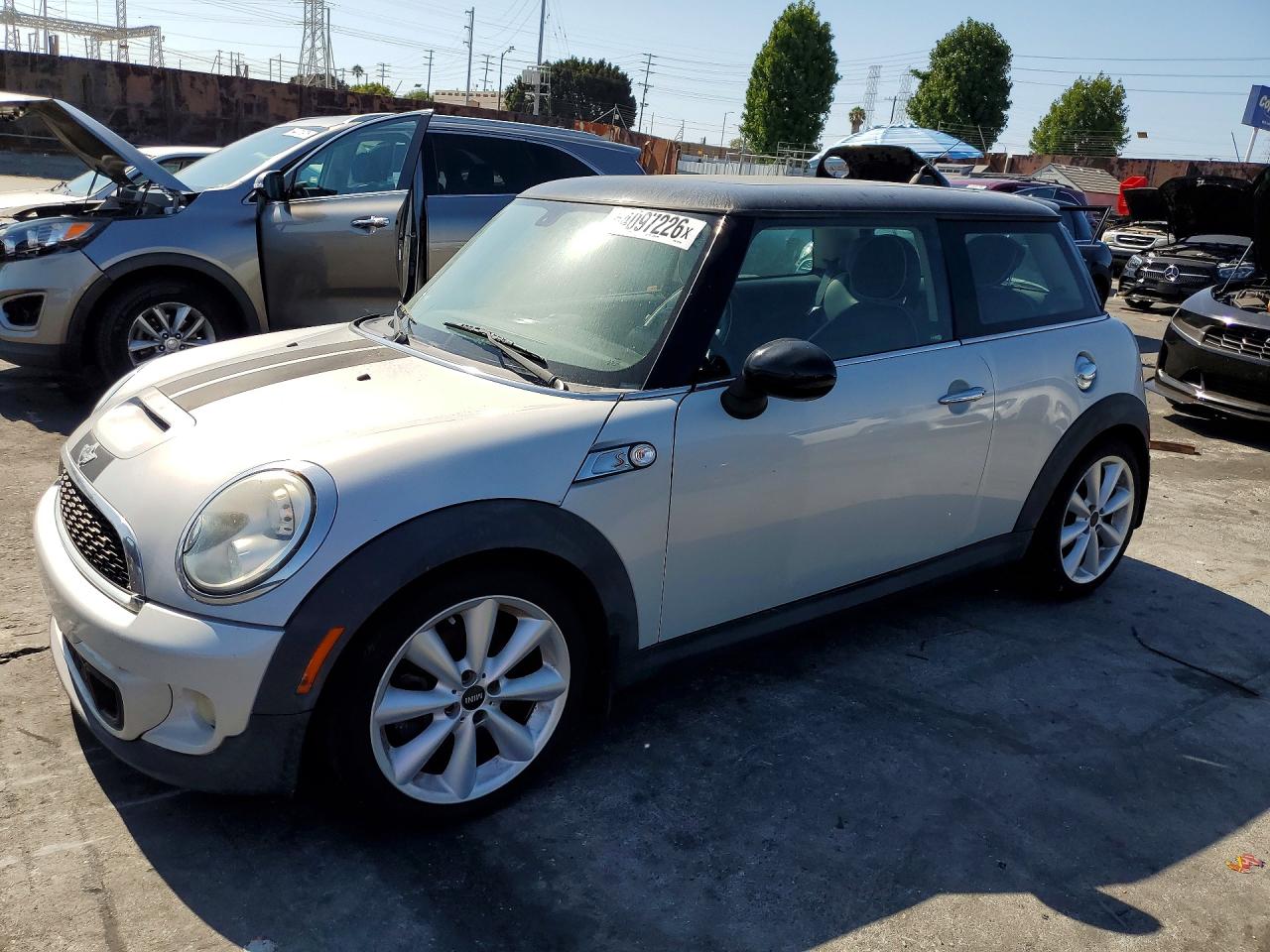 2012 MINI COOPER S | WMWSV3C5XCTY25756 | UPCARS