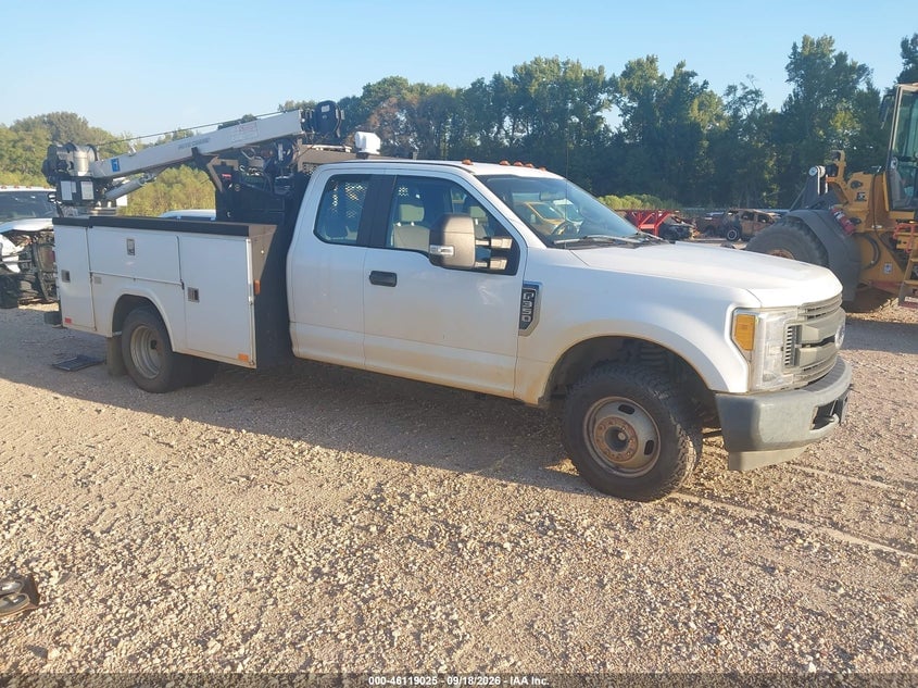 2017 FORD F-350 CHASSIS XL | 1FD8X3G67HEE08287 | UPCARS