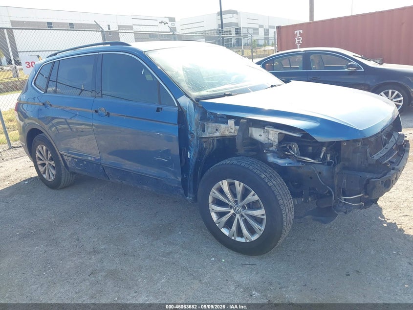 2018 VOLKSWAGEN TIGUAN | 3VV3B7AX9JM065375 | UPCARS