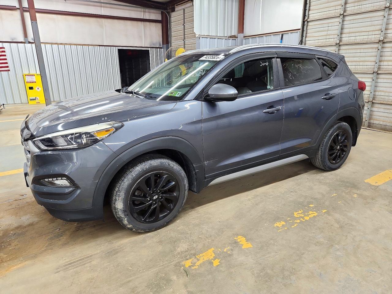 2017 HYUNDAI TUCSON SE | KM8J3CA48HU381529 | UPCARS