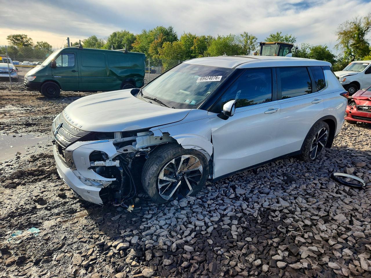 2023 MITSUBISHI OUTLANDER SE | JA4J4UA87PZ041536 | UPCARS