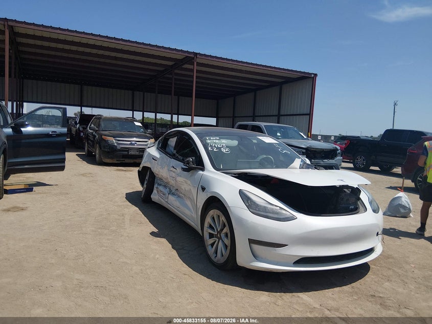 2021 TESLA MODEL 3 STANDARD RANGE PLUS REAR-WHEEL DRIVE | 5YJ3E1EA4MF858679 | UPCARS