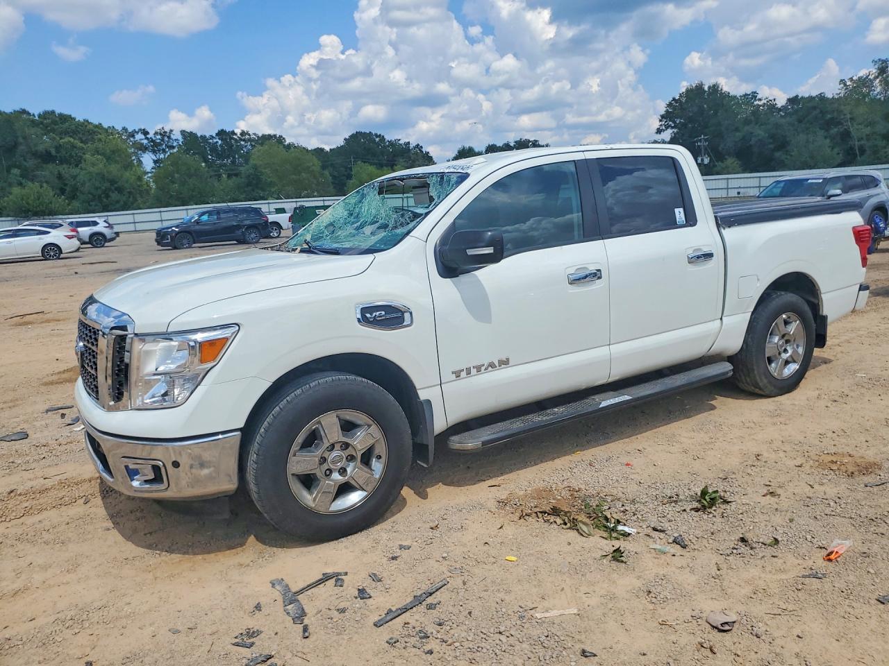 2017 NISSAN TITAN SV | 1N6AA1E65HN564680 | UPCARS