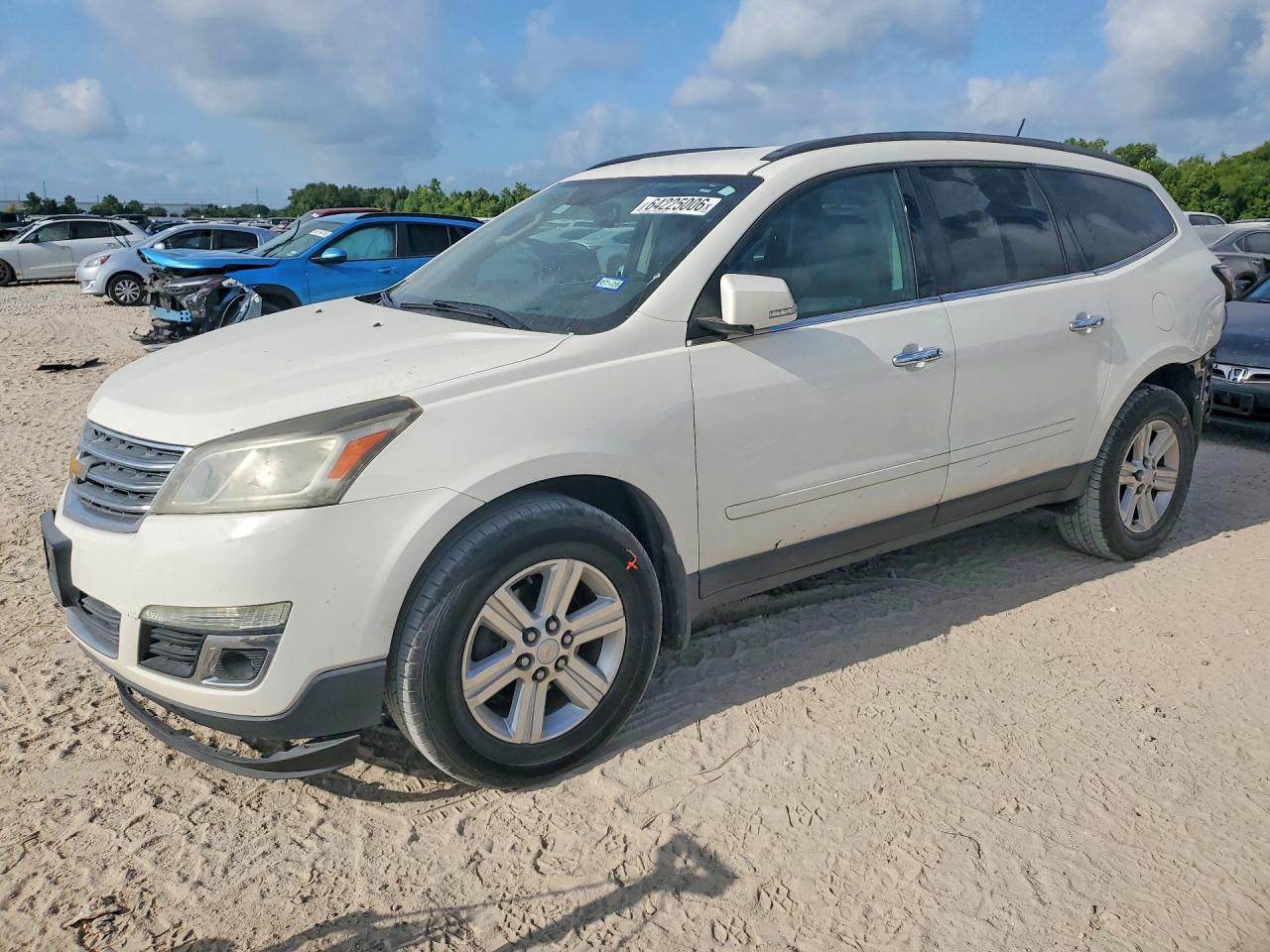 2014 CHEVROLET TRAVERSE LT | 1GNKRHKD4EJ108286 | UPCARS