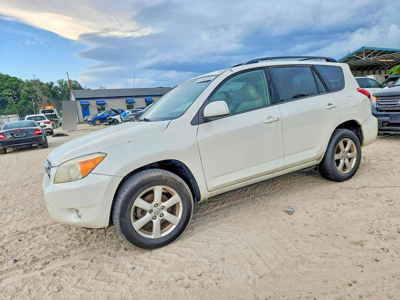 2008 TOYOTA RAV4 LIMITED | JTMBK31V385047746 | UPCARS
