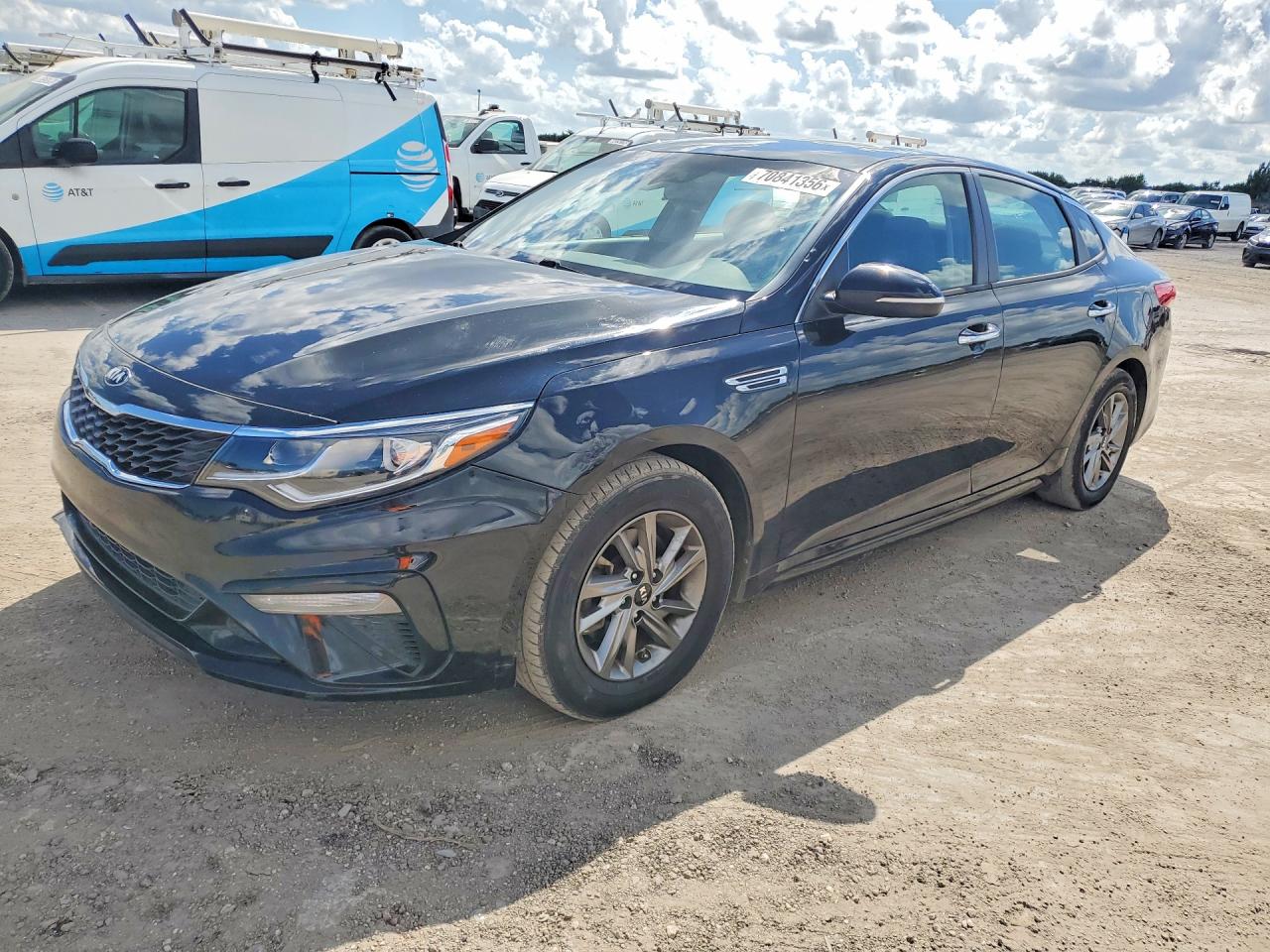 2019 KIA OPTIMA LX | 5XXGT4L39KG313262 | UPCARS
