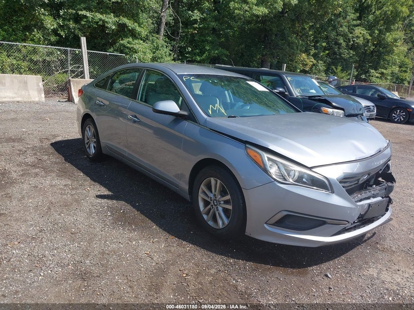 2016 HYUNDAI SONATA SE | 5NPE24AF5GH296236 | UPCARS