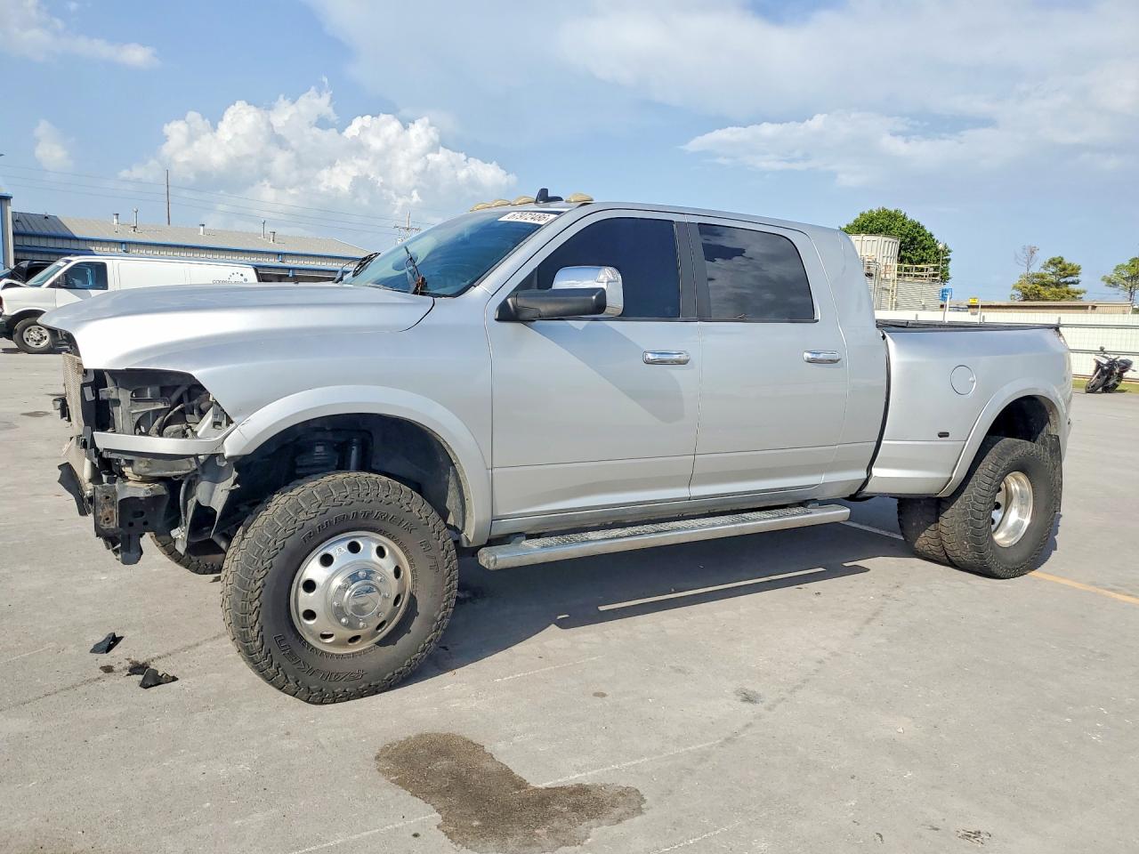 2015 RAM 3500 LARAMIE | 3C63RRML9FG630364 | UPCARS