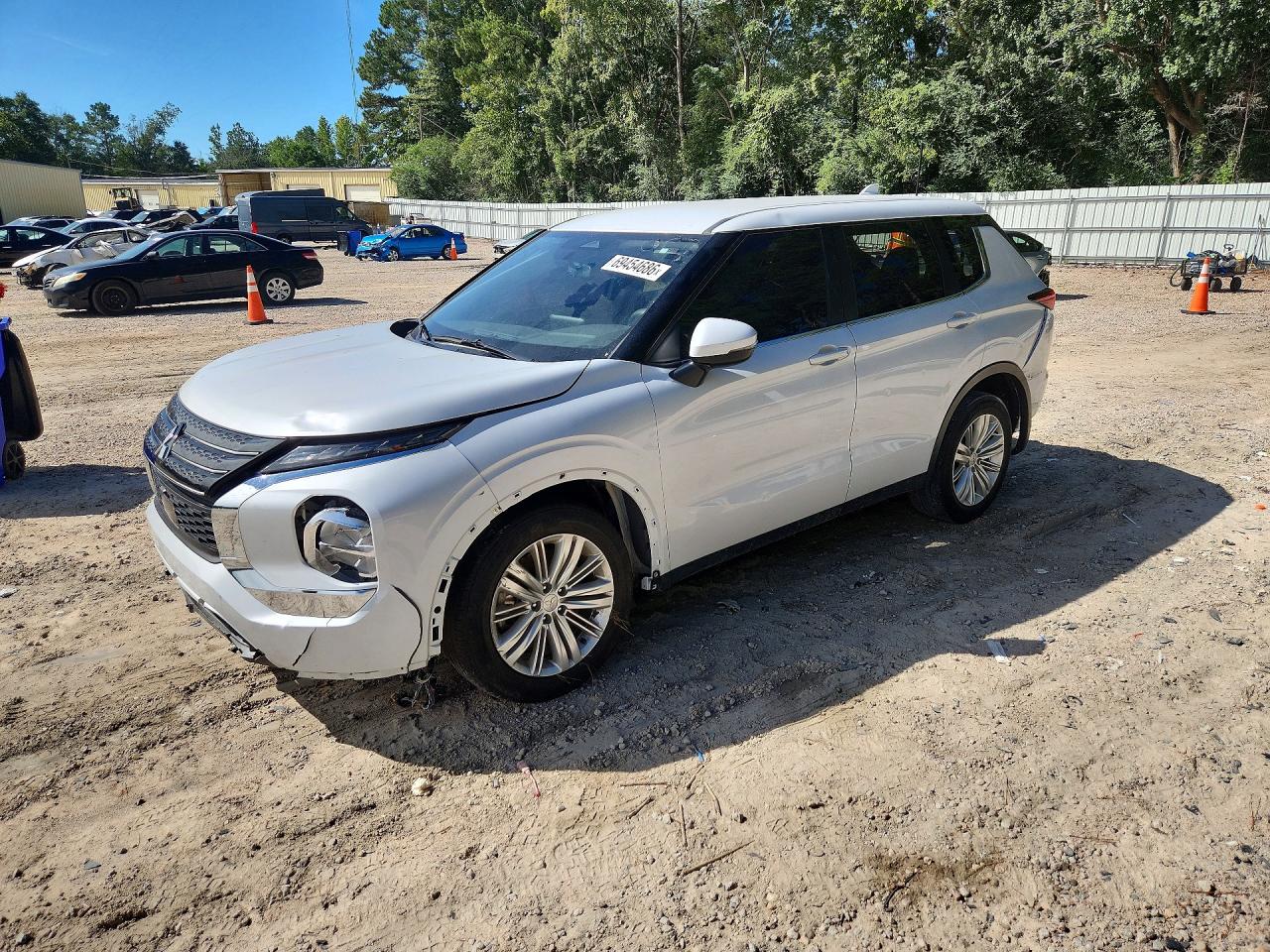 2024 MITSUBISHI OUTLANDER ES | JA4J3UA89RZ050504 | UPCARS
