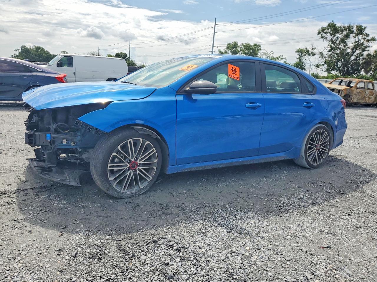 2024 KIA FORTE GT | 3KPF44AC2RE738613 | UPCARS